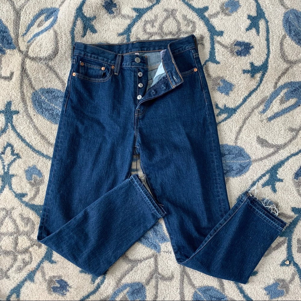 Levi’s wedgie jean